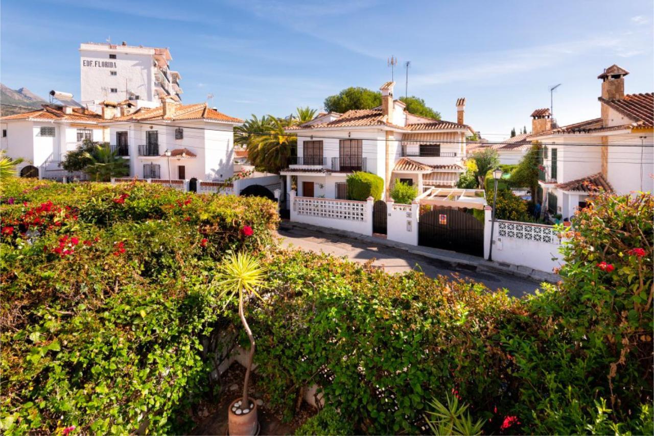 Casa Lena Town House With Private Garden Near The Beach Villa Nerja Exterior photo