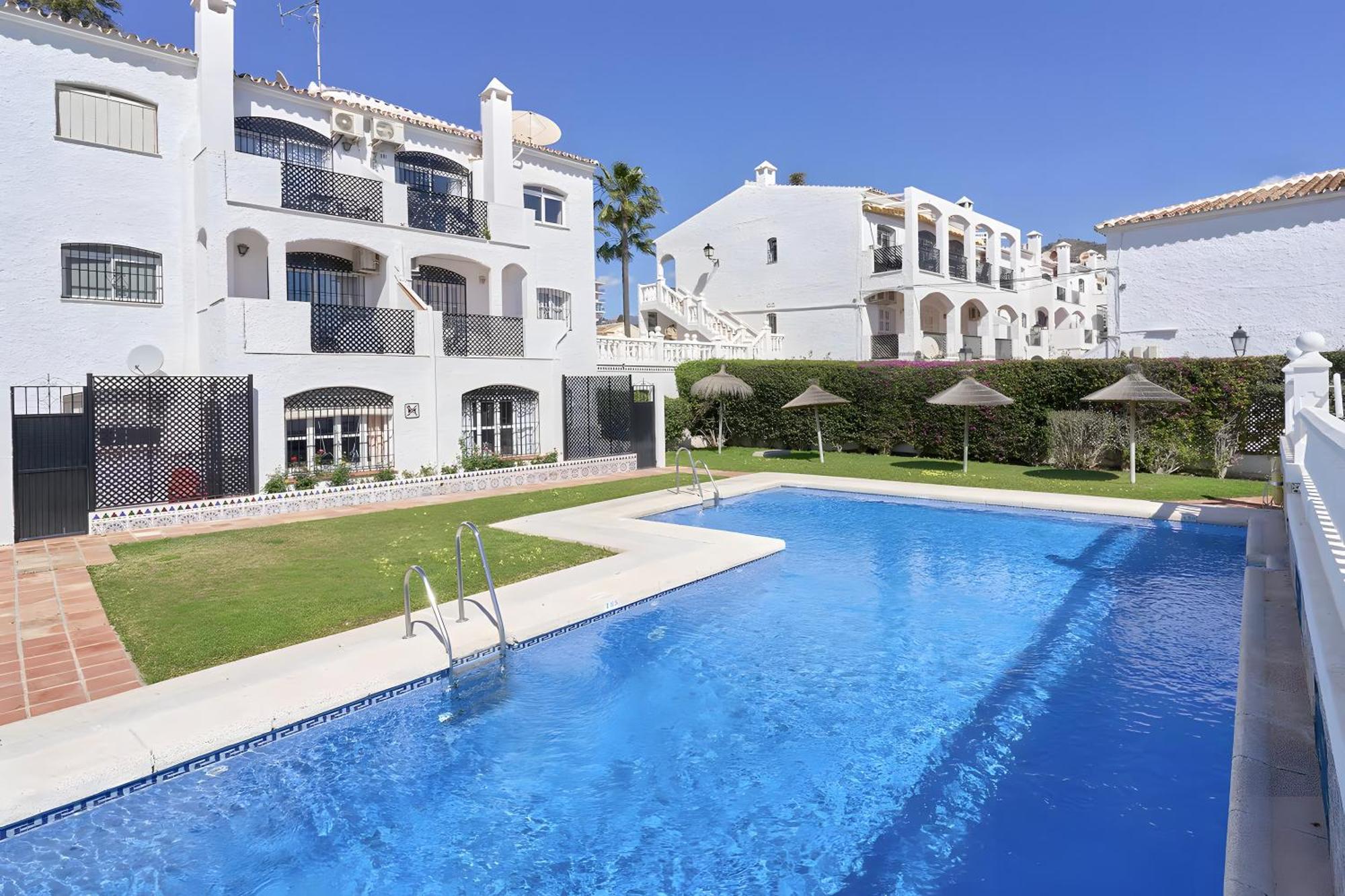 Casa Lena Town House With Pool Villa Nerja Exterior photo